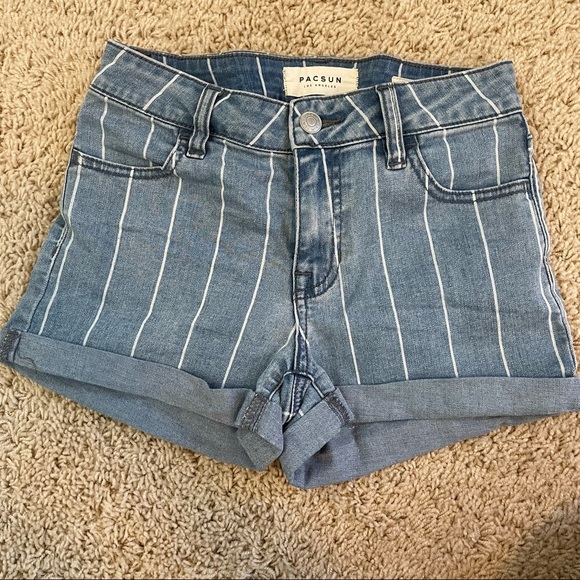 Striped Light Jean Shorts - Picture 3 of 3